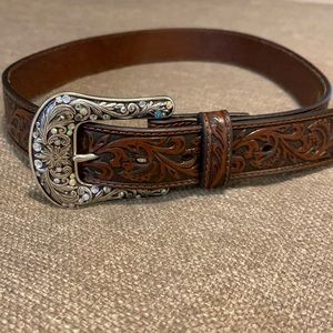 Leather western belt